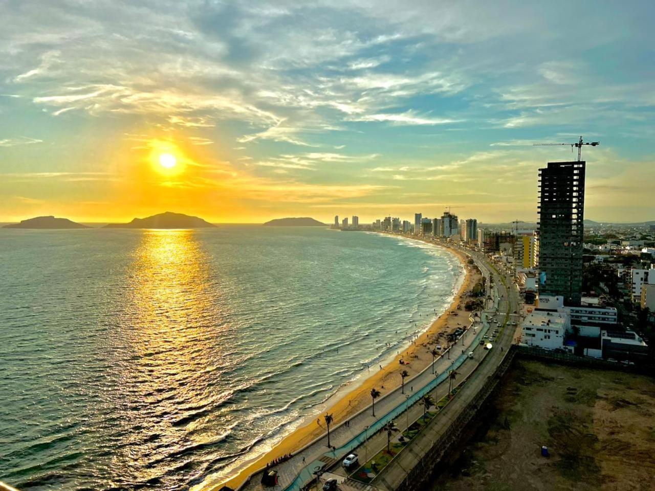 Sunset View Malecón 1401 Vista Panoramica Al Mar *