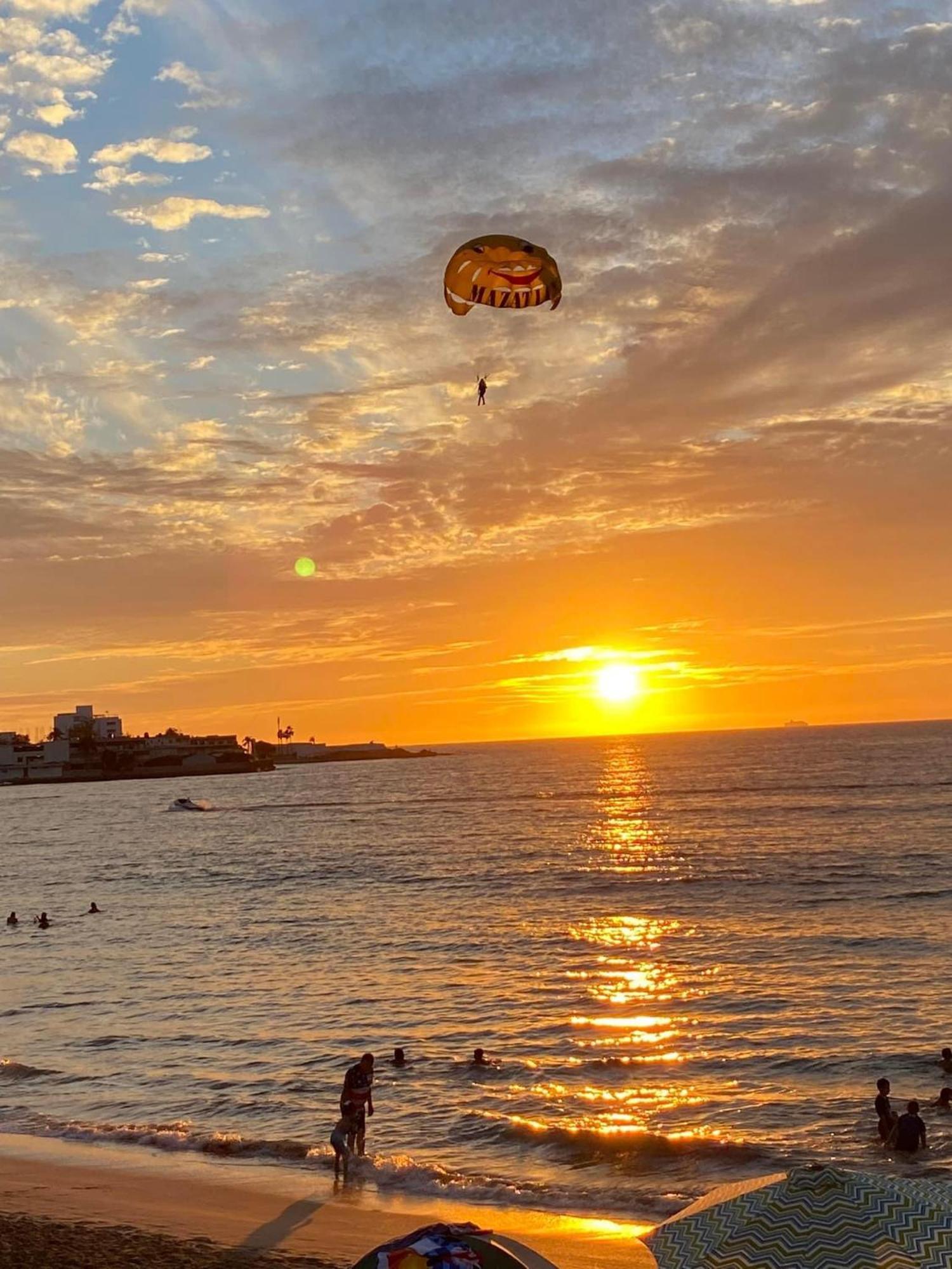 Apartamento Casa Brisa! Espacioso Dpto A 3 Min De Playa&malecon Mazatlán