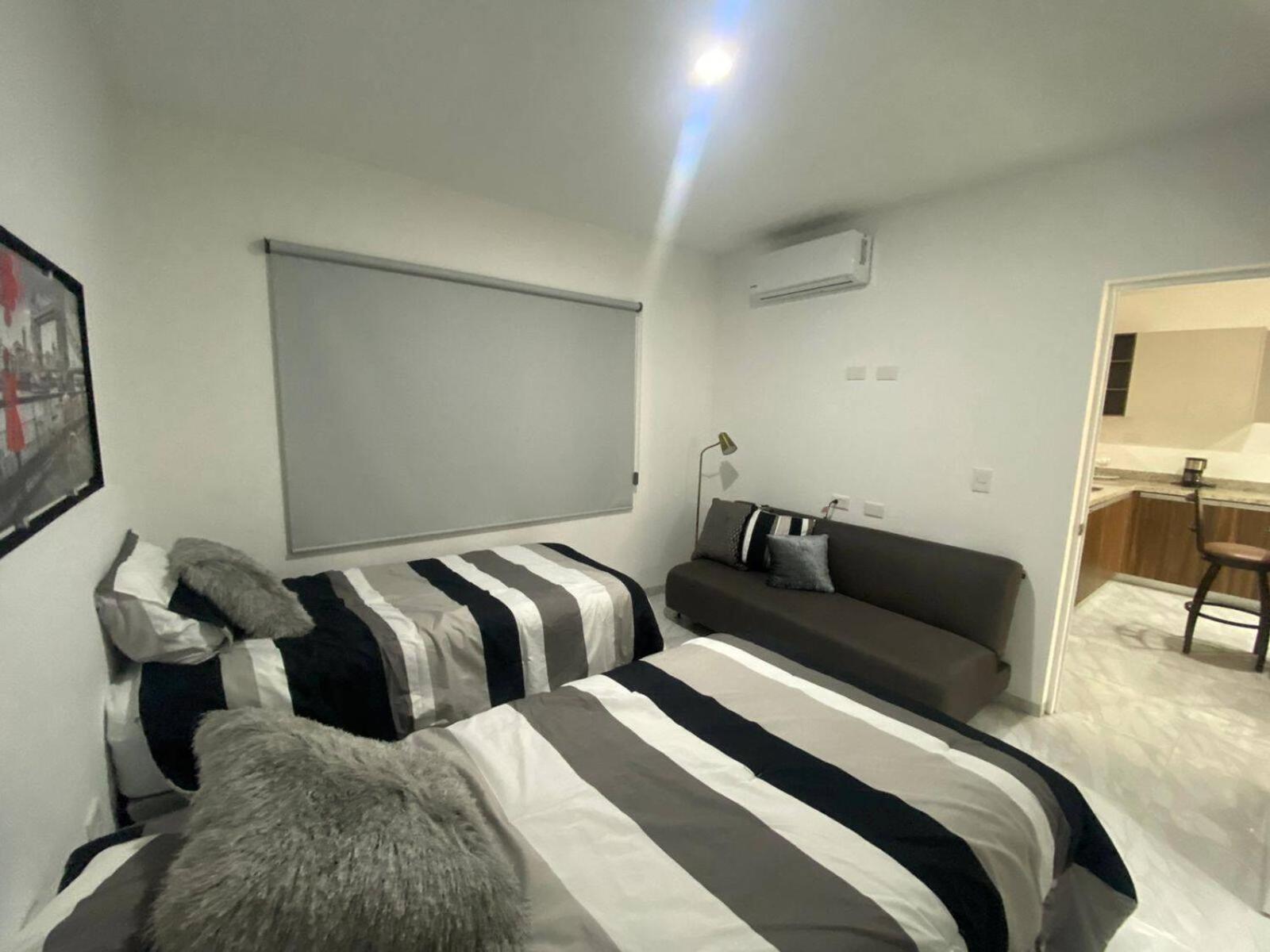 Lovely 2 Bedroom Oceanfront In * Mazatlan