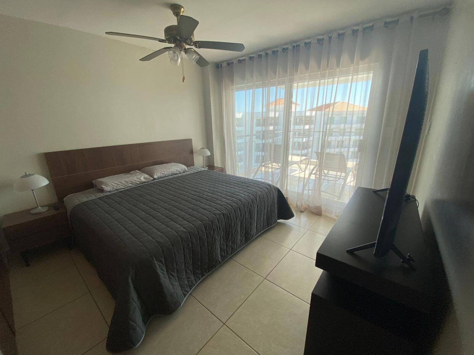 Departamento En Costa Veleros, Vista A La Marina Mazatlan