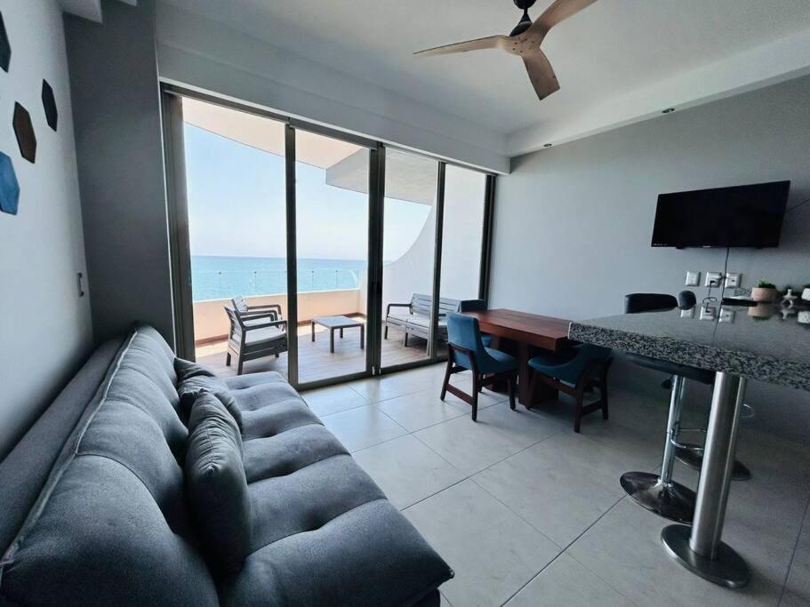 Apartment Pie De Playa Y Con Vista Al Mar By G P S Rentas