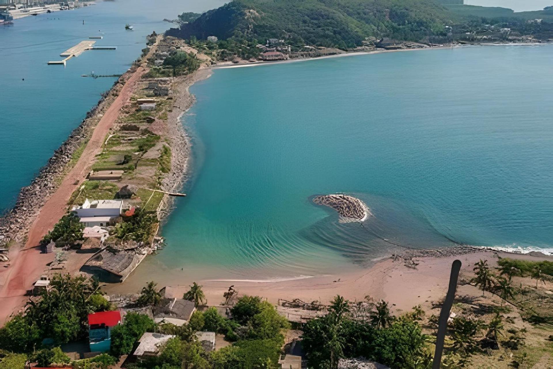 Isla De La Piedra