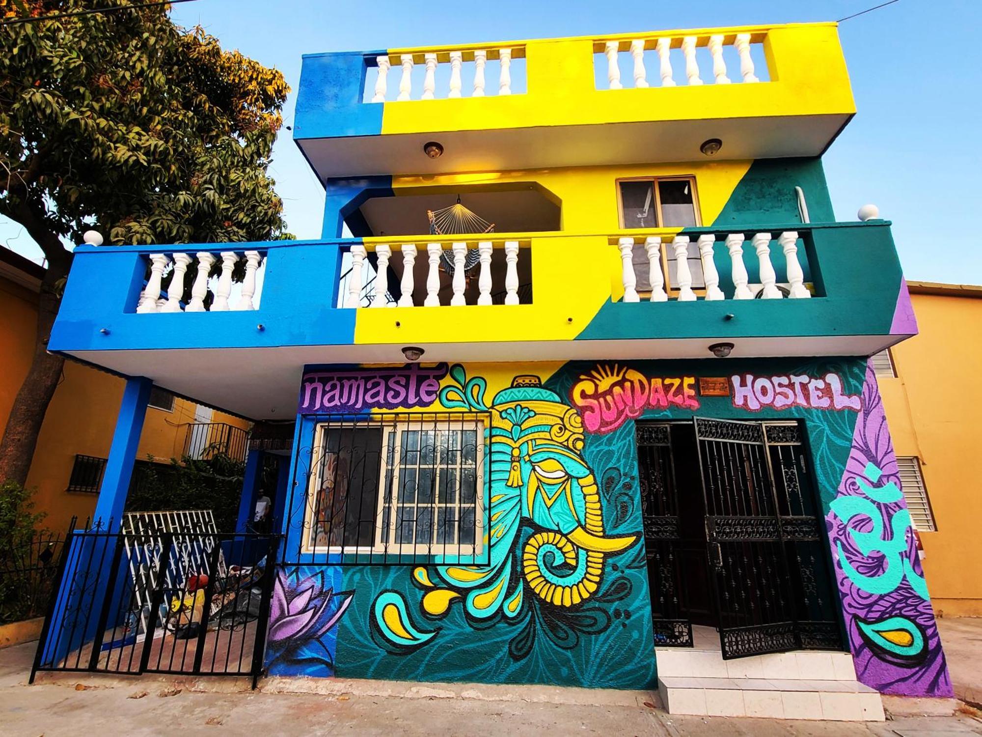 Hostel Sundaze *