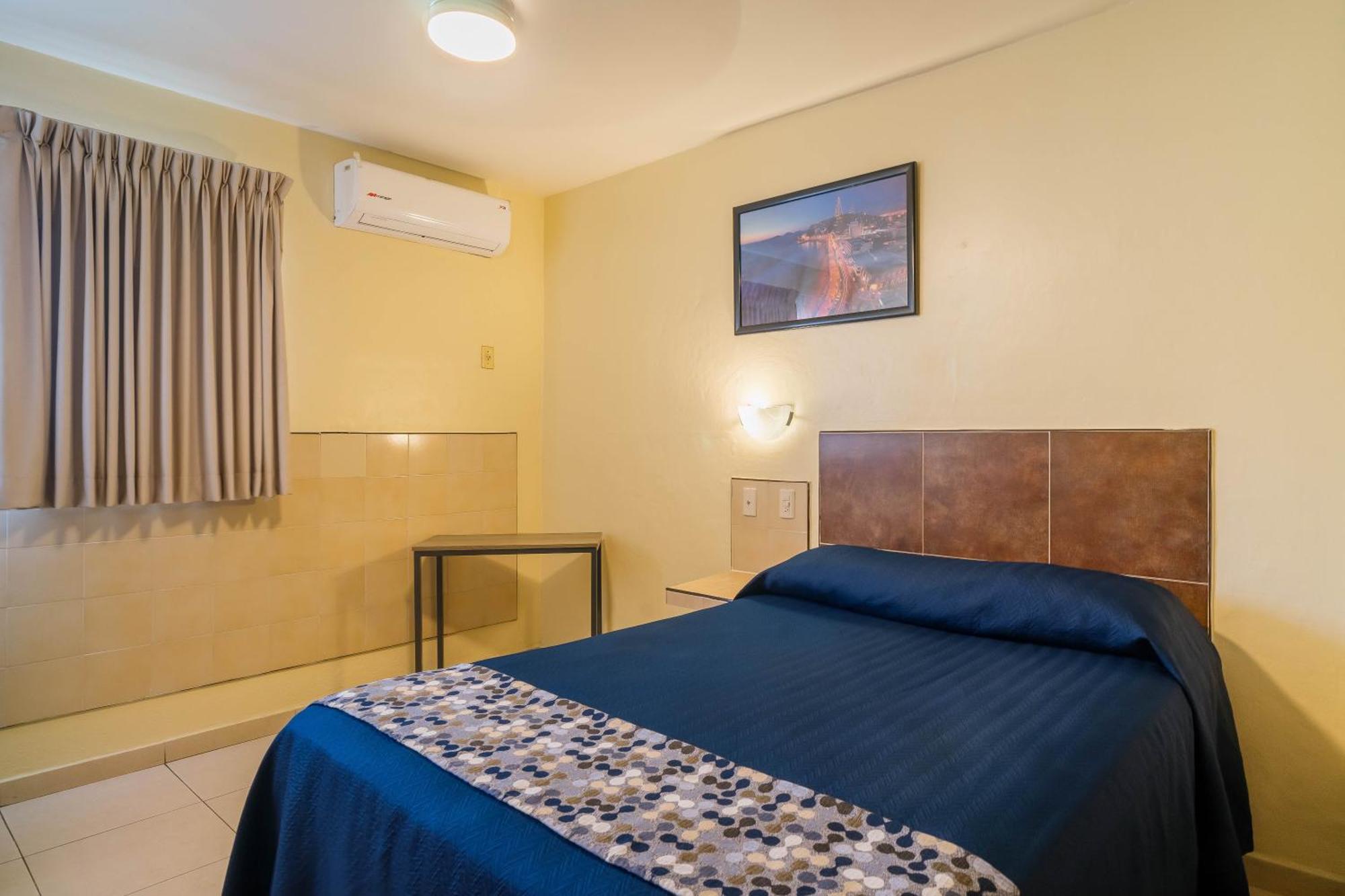 Hotel Mazatlan Hotel 2*