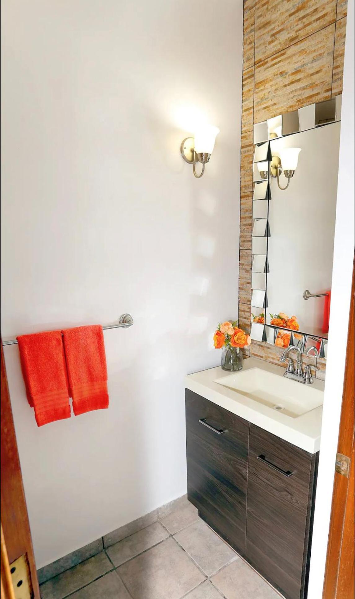 Casa Con Alberca En