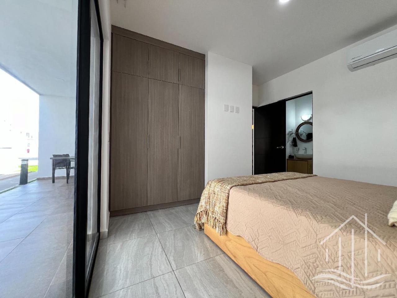 New~promo~2 Queen Beds~near Beach~poolside~sleep 6 Apartamento