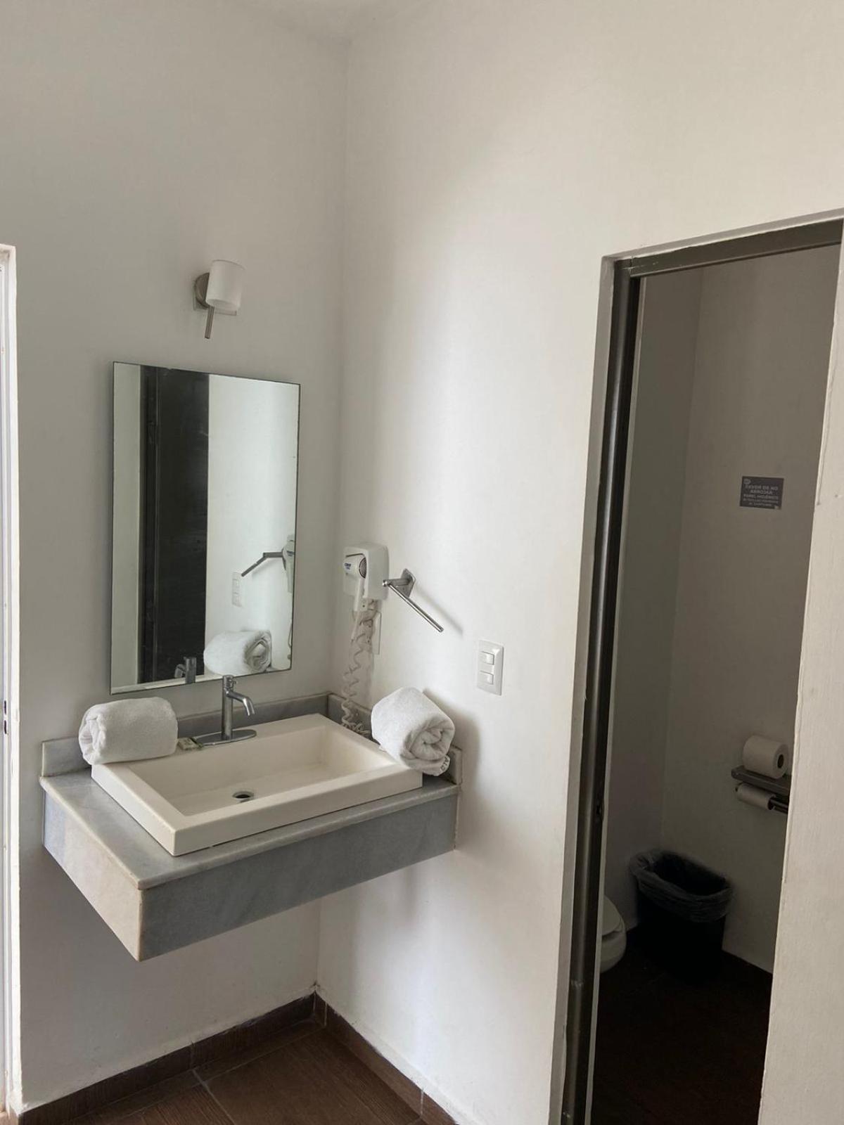 Alo Select Hotel 3*