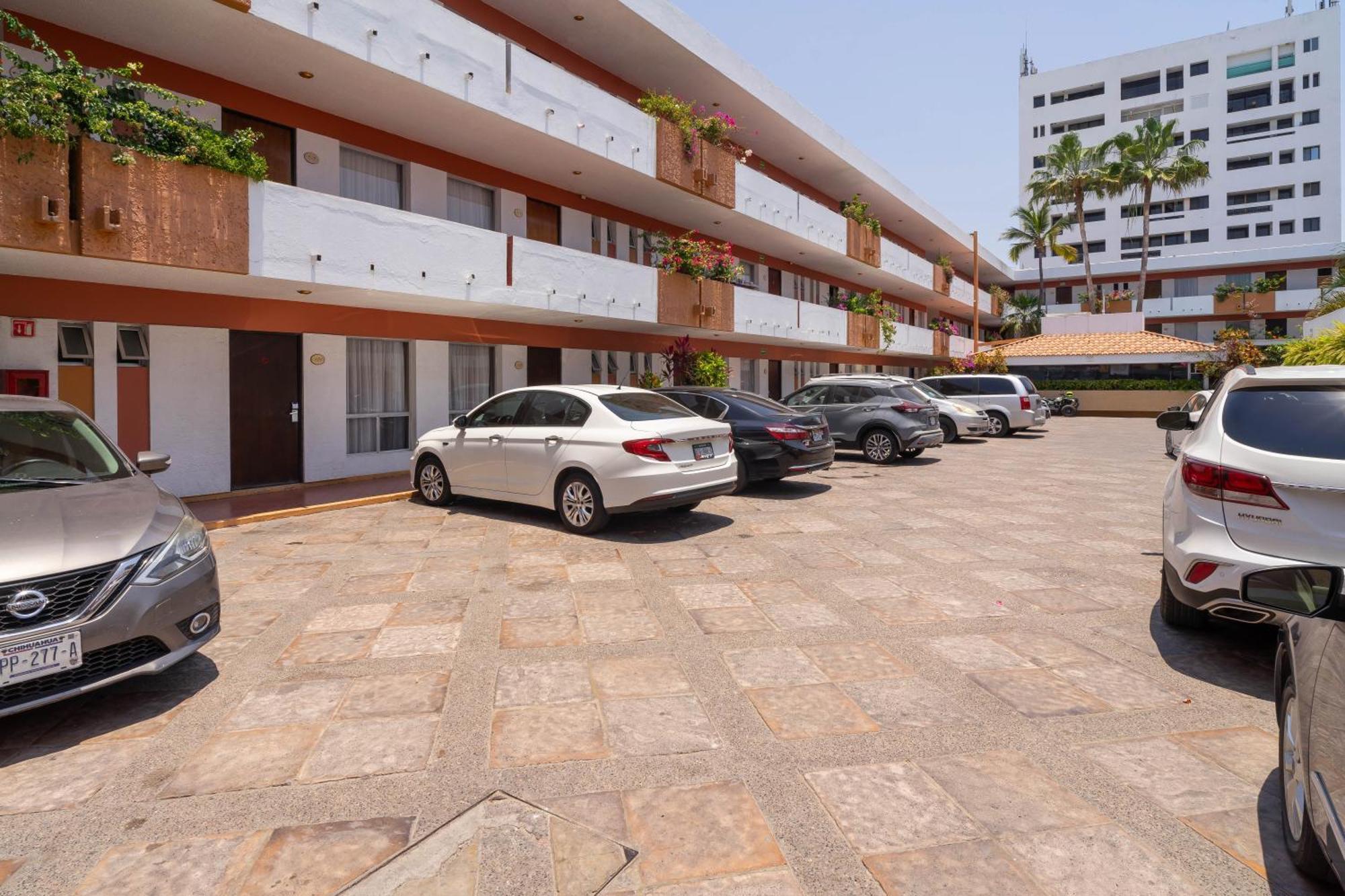 Hotel Azteca