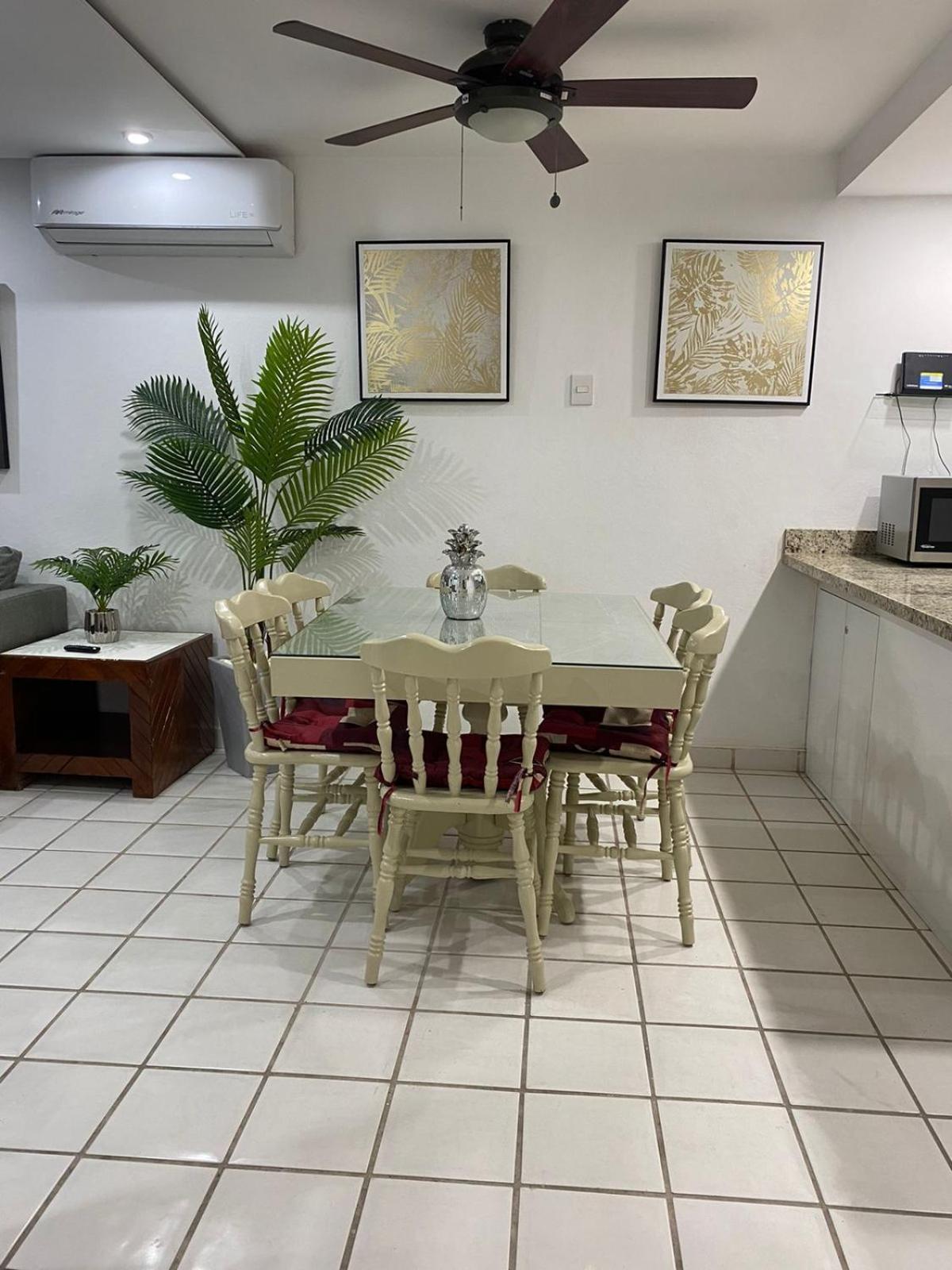 Marina Del Sol - Beautiful 2 Bdrm Sleeps 8 -ocean Front Apartment Mazatlan