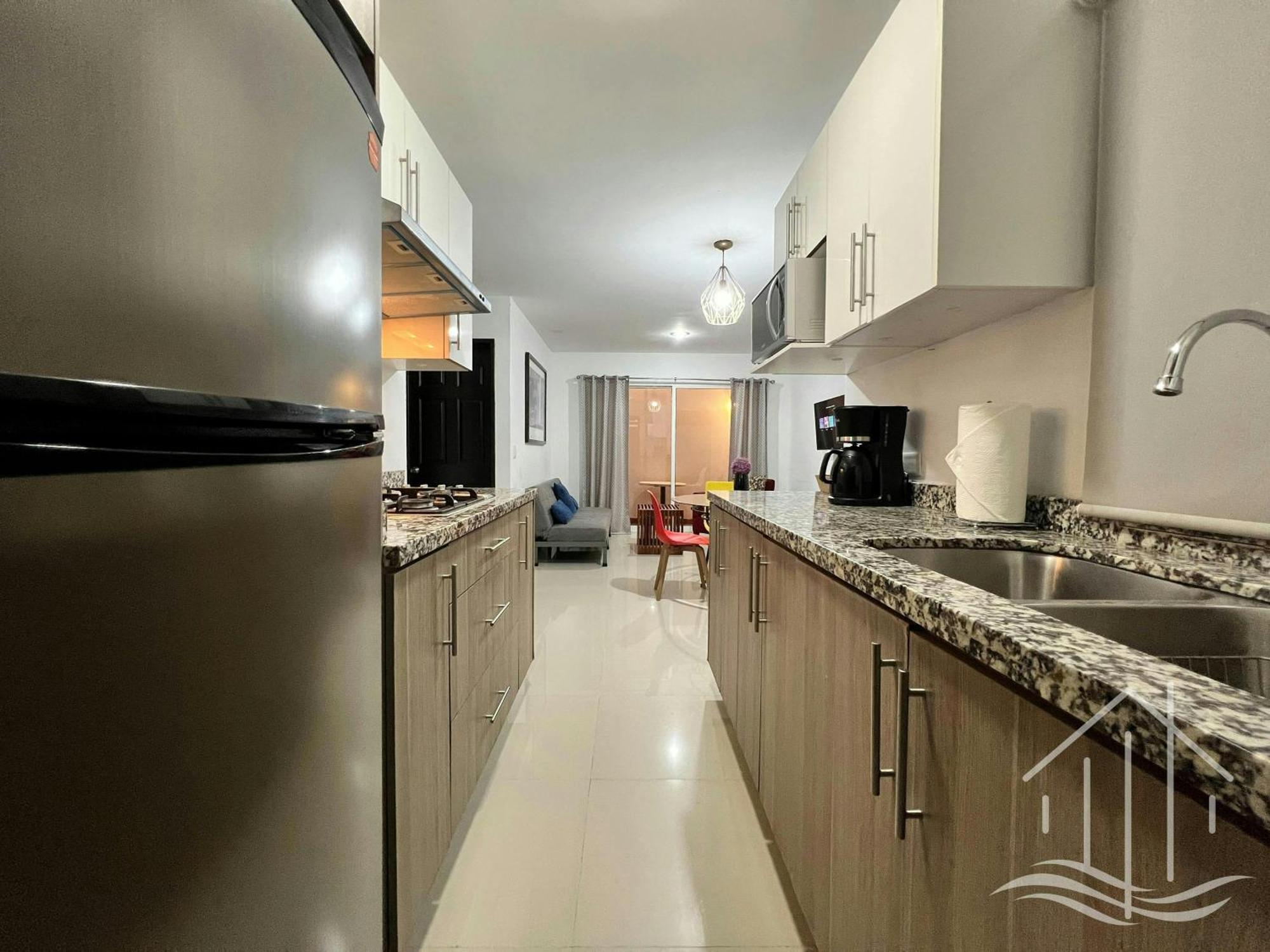 Promo-sleeps 6-walk To & Mazagua Park-pool-gated