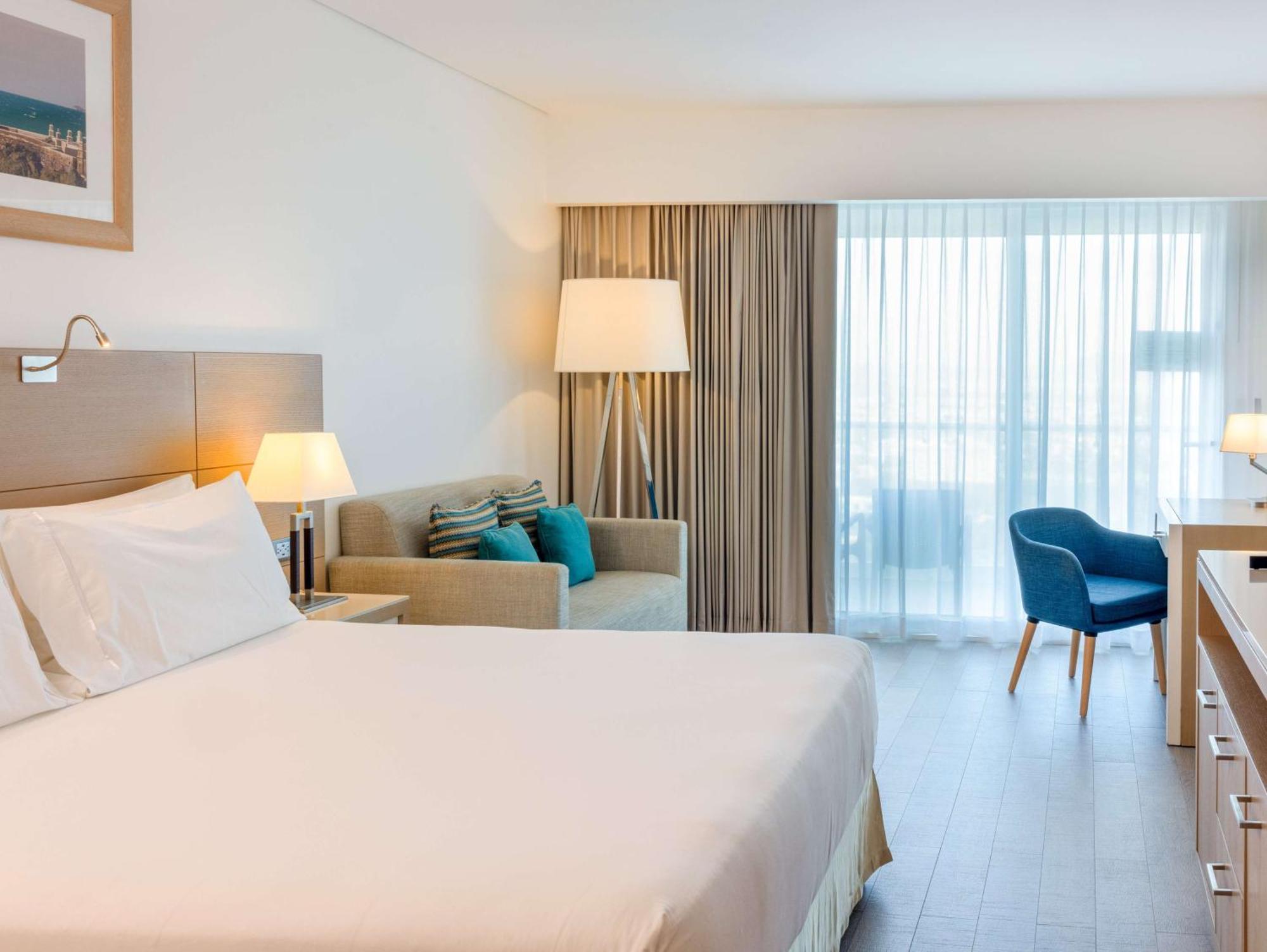 Doubletree By Hilton Mazatlan, Sin Resort