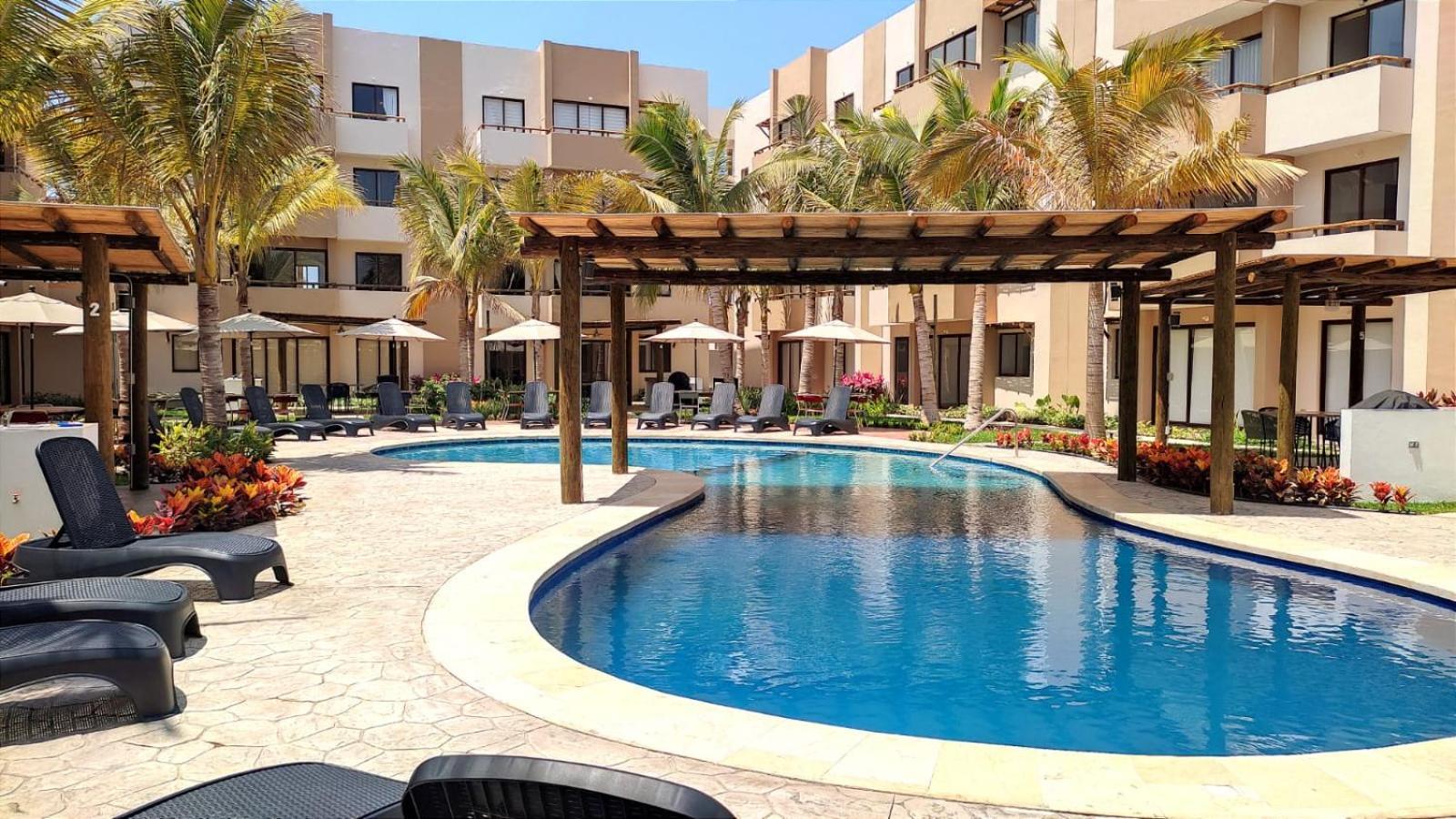 Ambar Espectacular Area De Alberca A 100 Mts Playa Mazatlan
