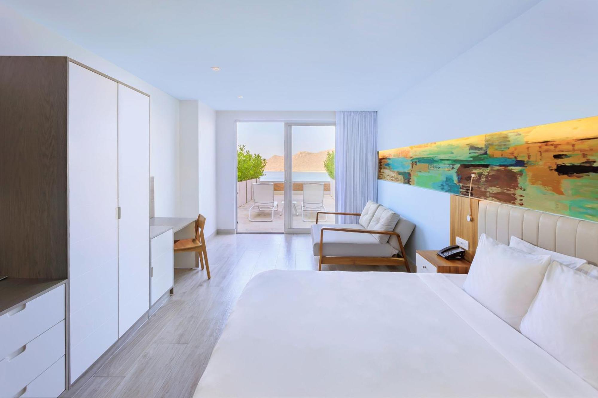 Courtyard By Marriott Hotel 5*