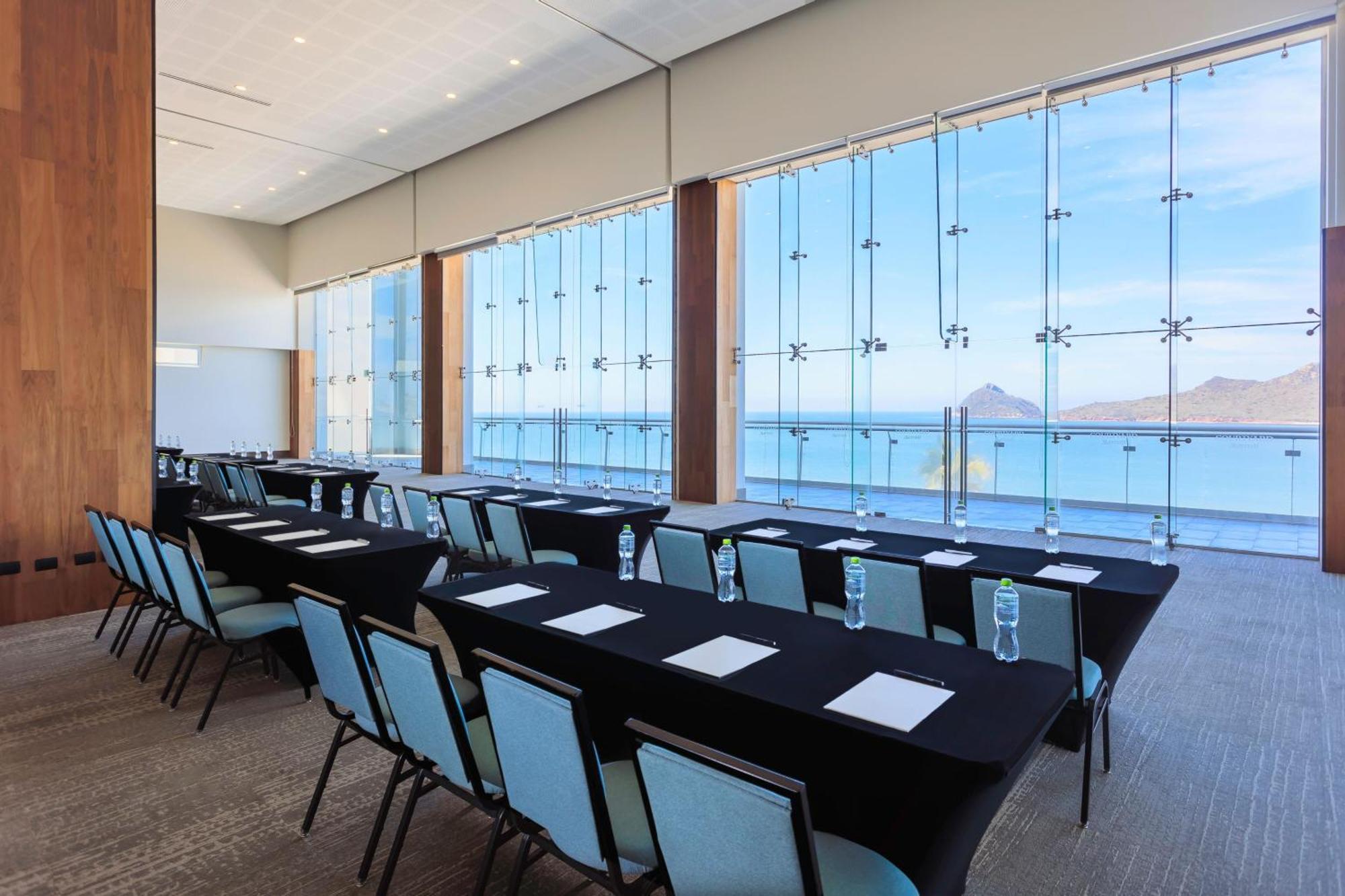 Courtyard By Marriott