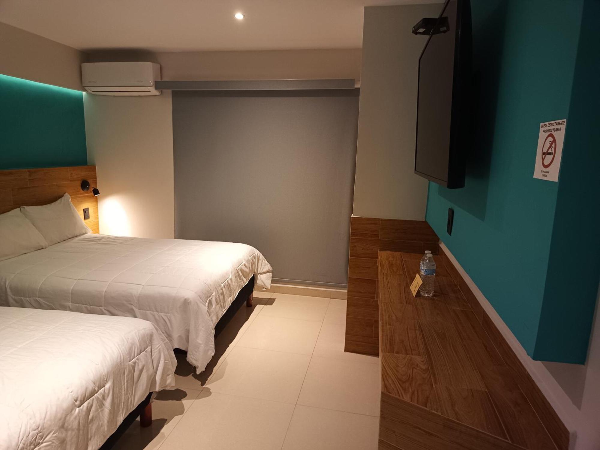 Kavia Hotel 2*