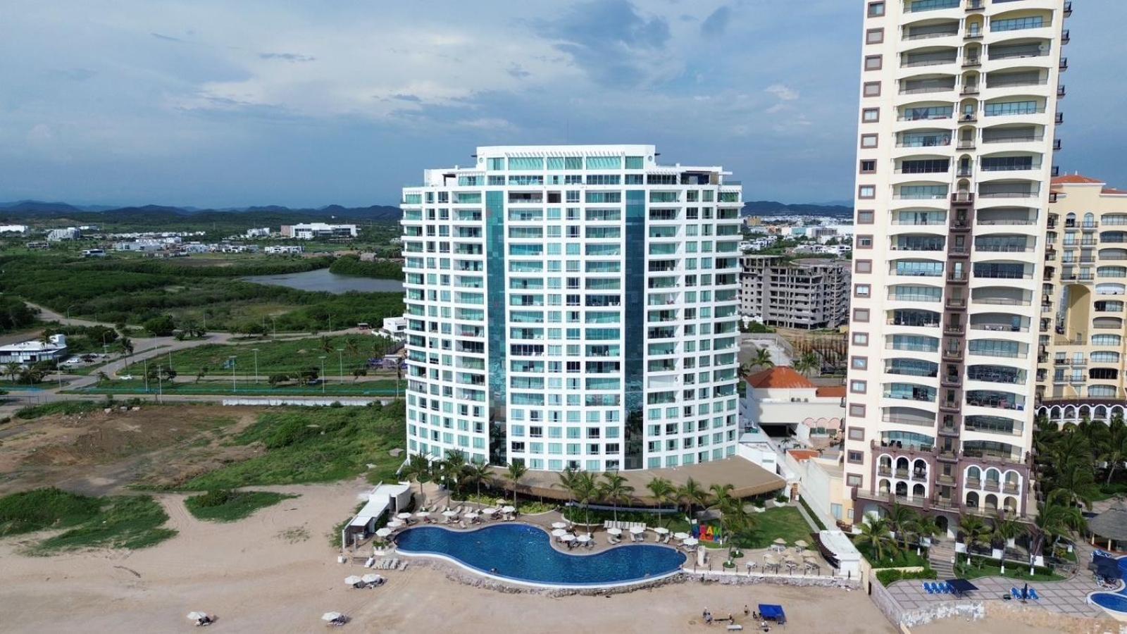 Crown Park Royal Mazatlán