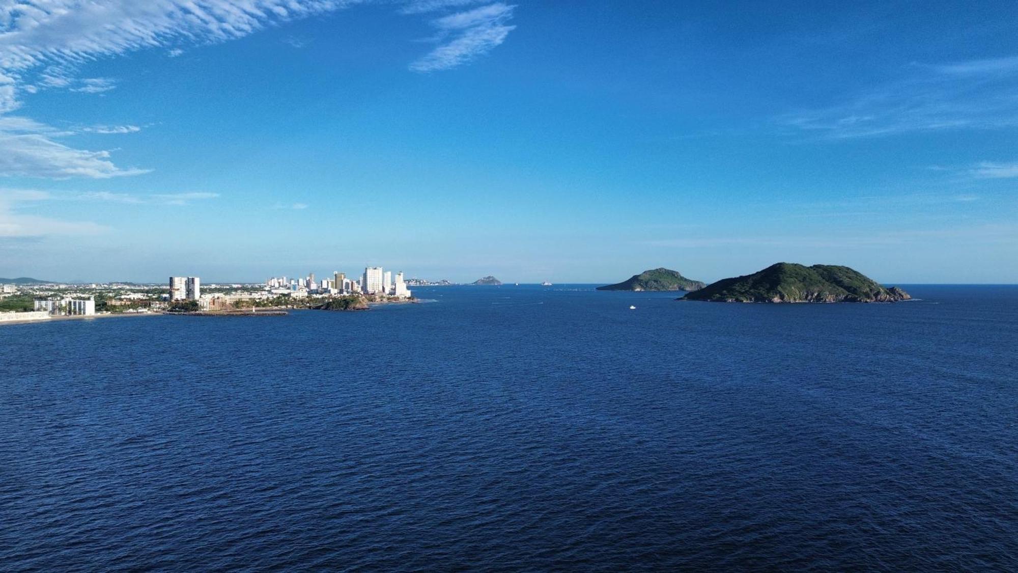 Departamento A Pie De Playa Apartment Mazatlan