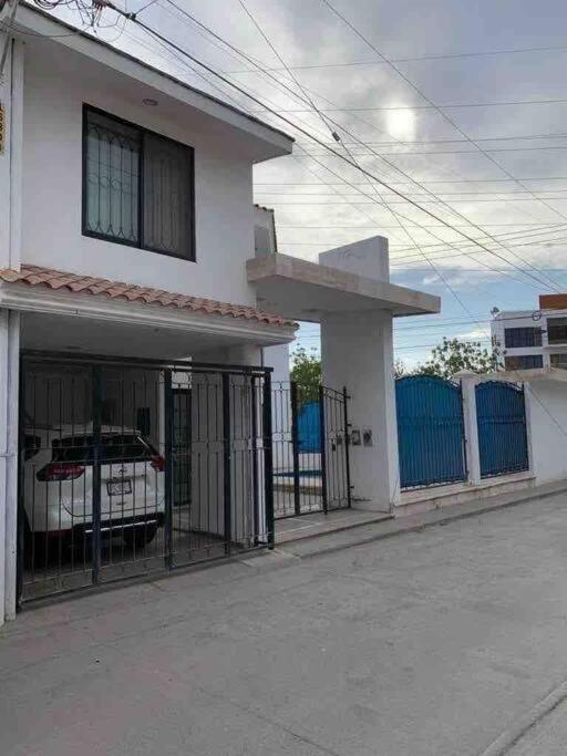 Casa Cedros *