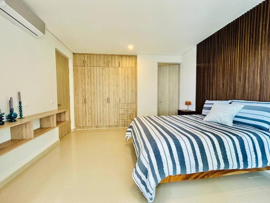 Elegante Frente Al Mar En Zona Dorada By G P S Rentas Apartment *