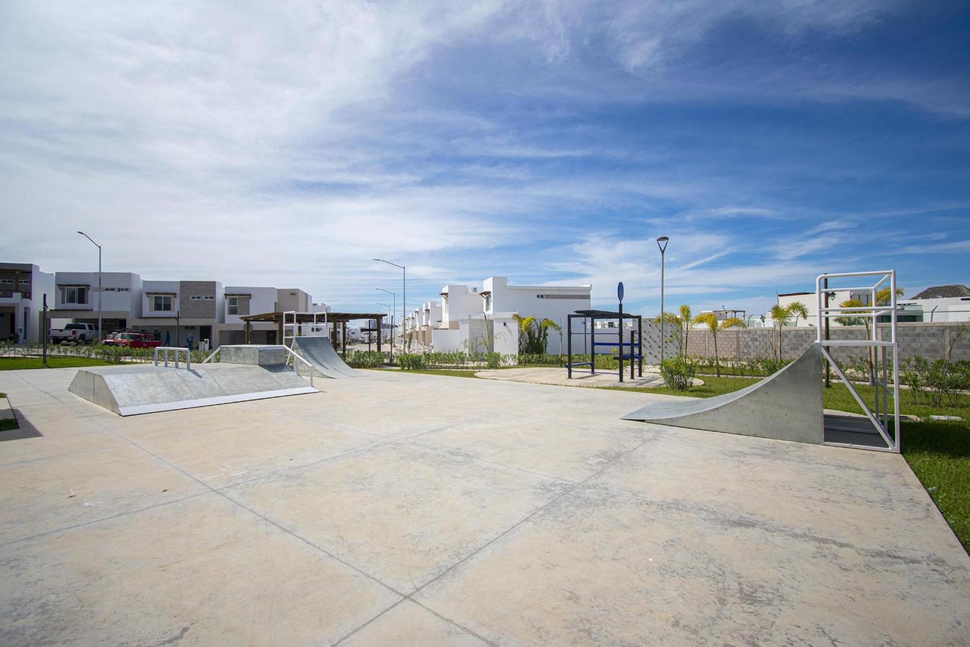 Make Memories At Almarena Residential 1567