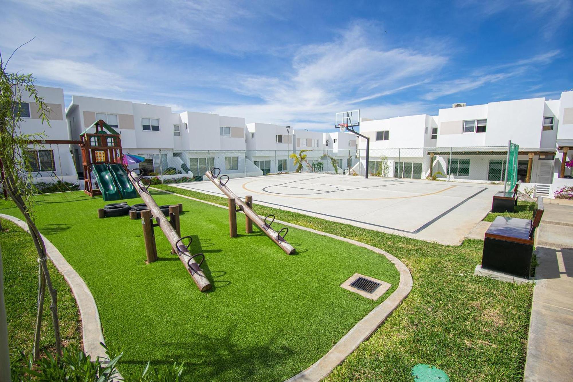 Make Memories At Almarena Residential 1567 *