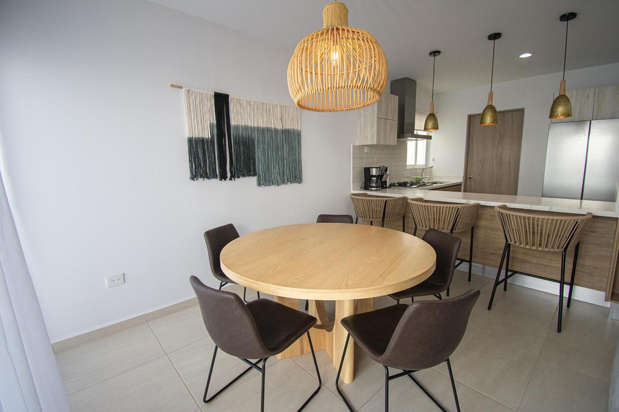 Make Memories At Almarena Residential 1567