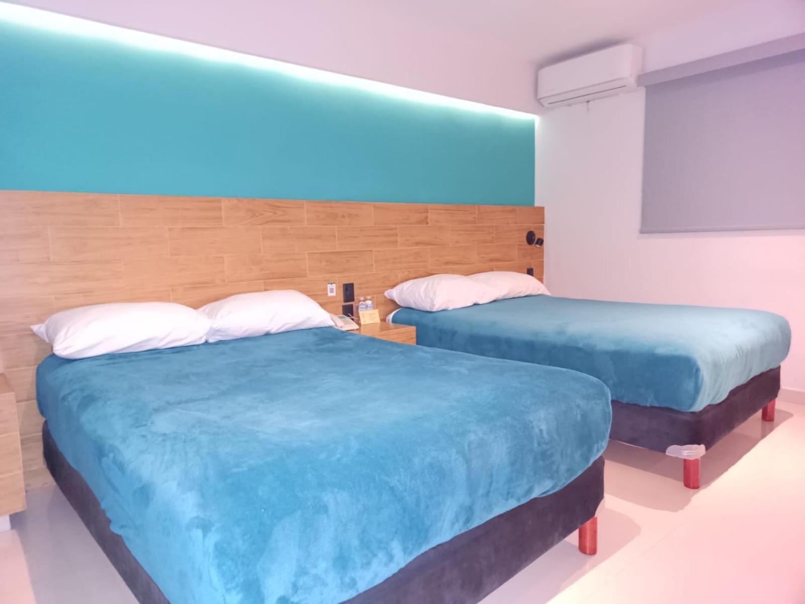 Kavia Hotel 2*
