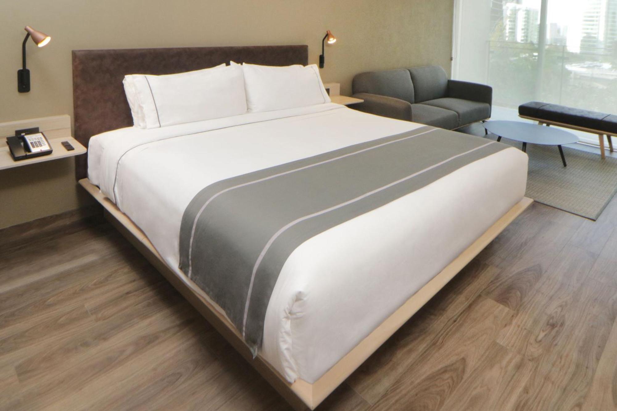 Express By Marriott Hotel 4*