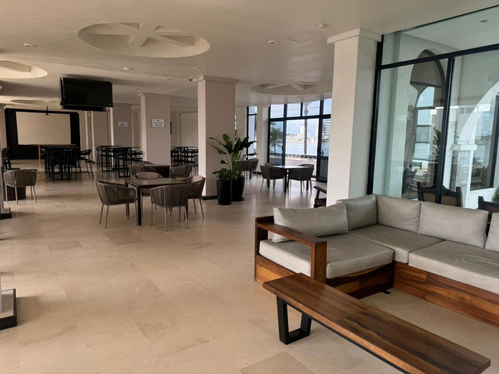 Hotel Hacienda Sea View 3*
