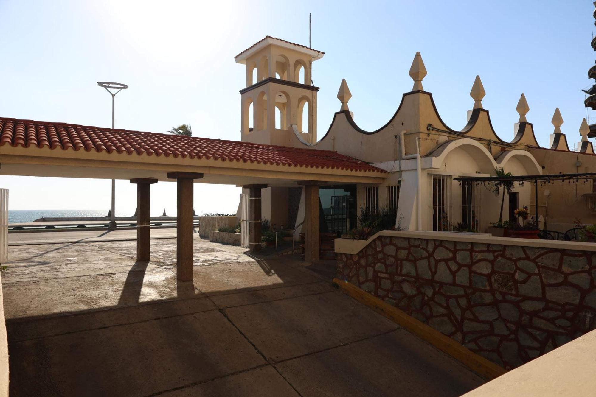 Hotel Sands Arenas