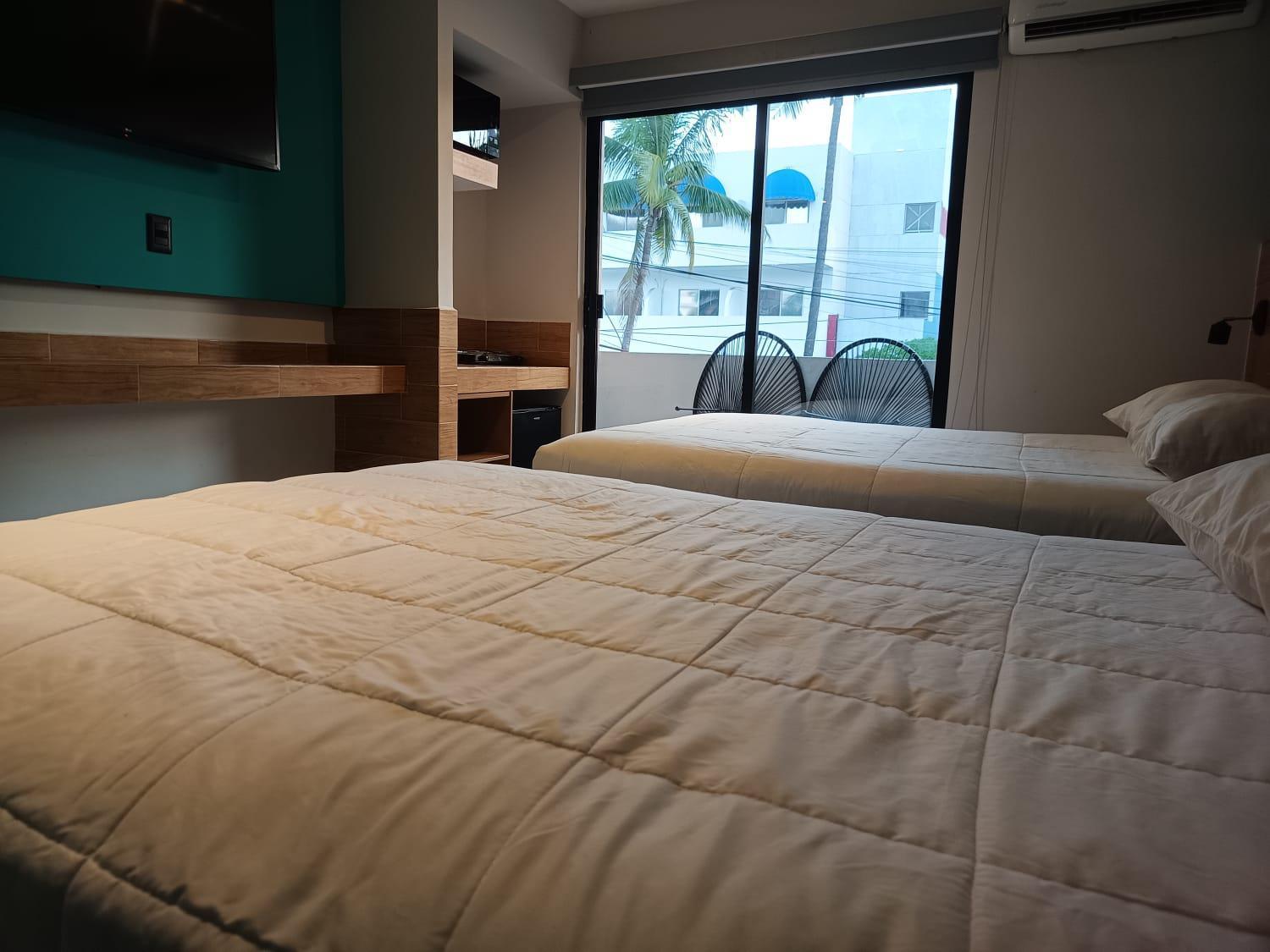 Kavia Hotel 2*