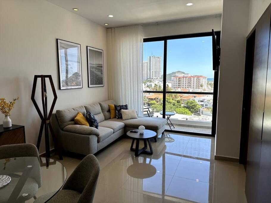 Comodo Departamento En Mazatlán