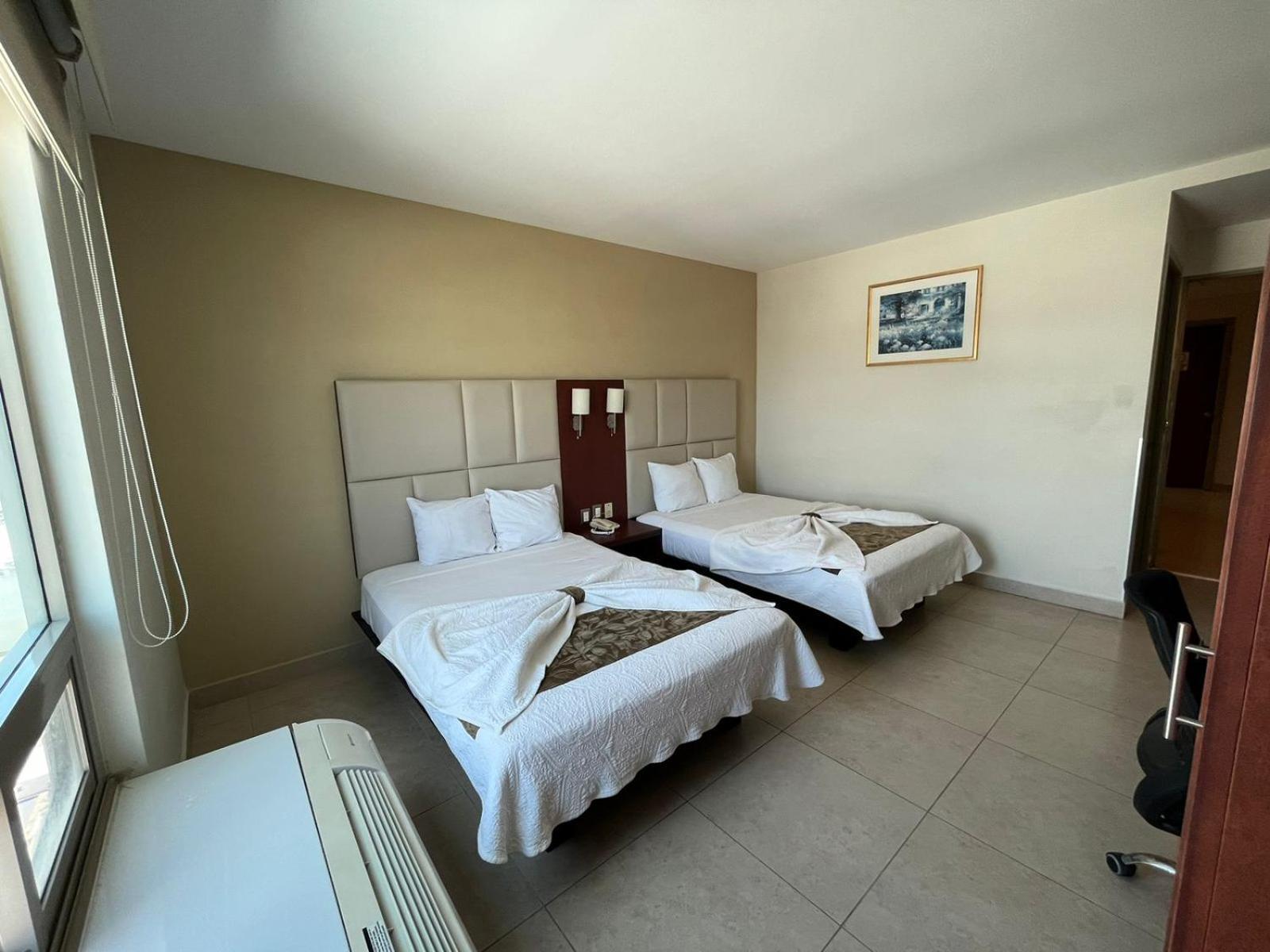 Ave Hotel Mazatlán
