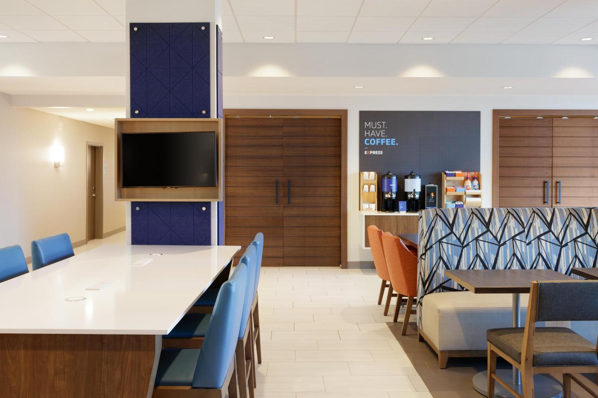 Express & By Ihg Hotel *
