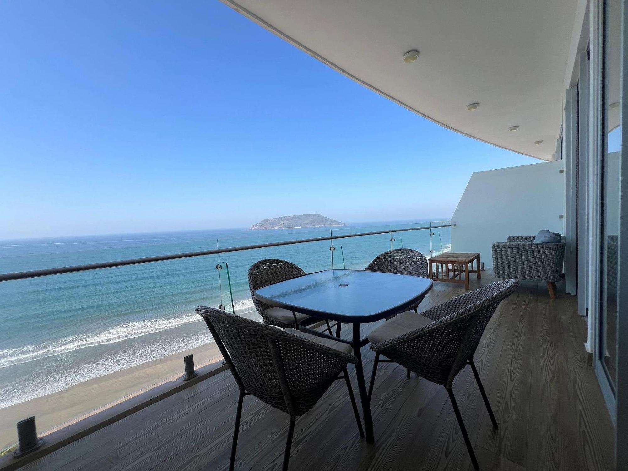 Departamento En Con Acceso A La Playa Y Alberca Comun #704 Torre Norte * Mazatlan