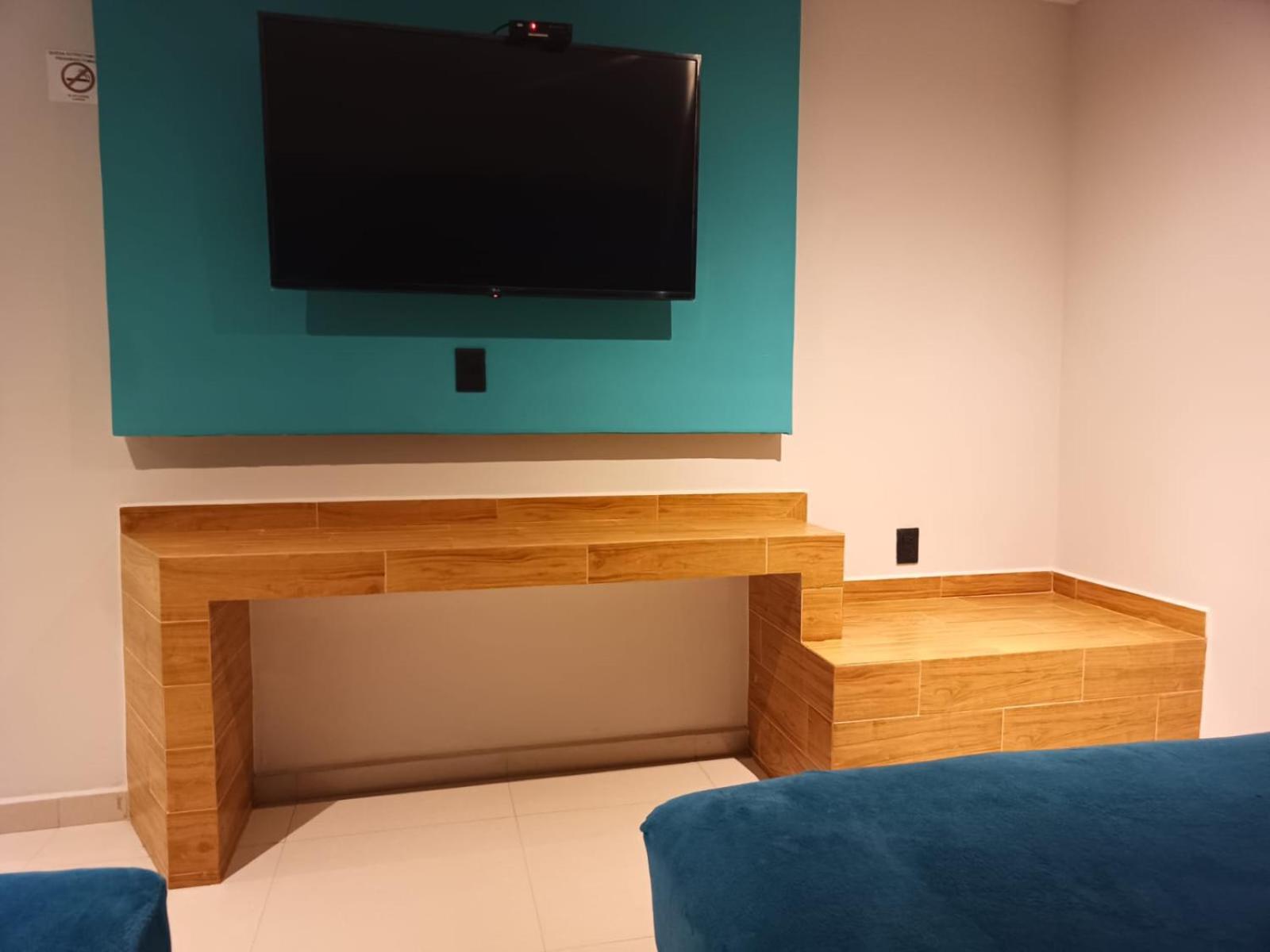 Kavia Hotel