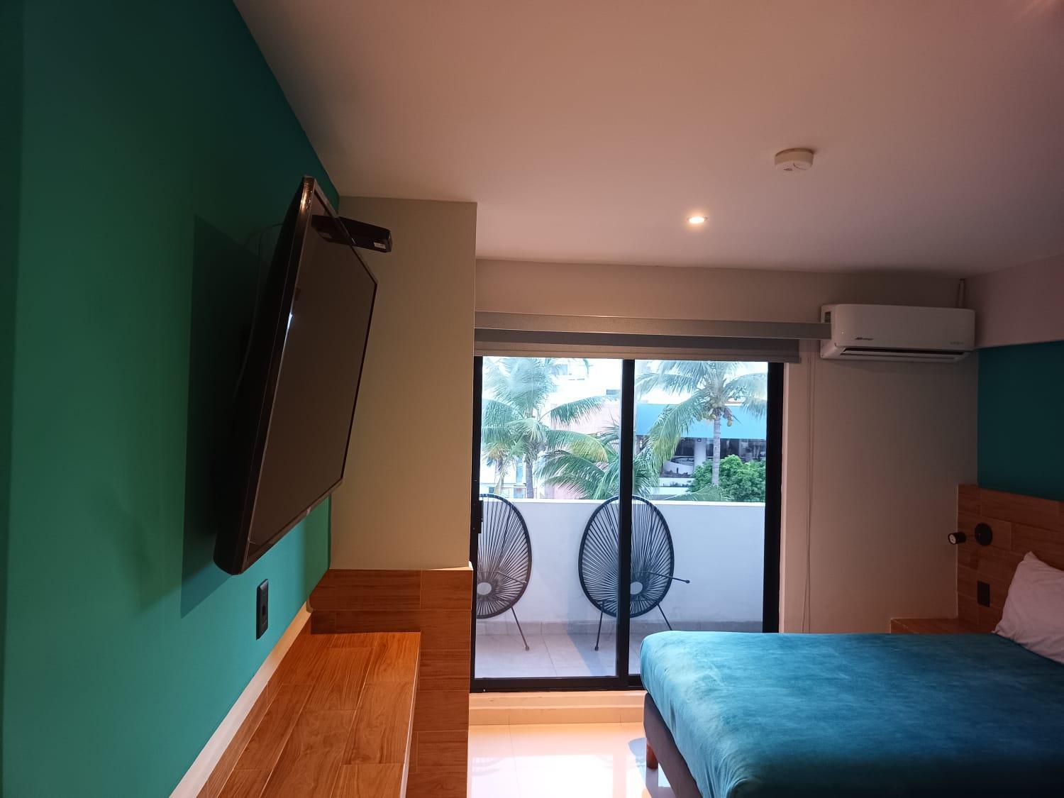 Kavia Hotel 2*