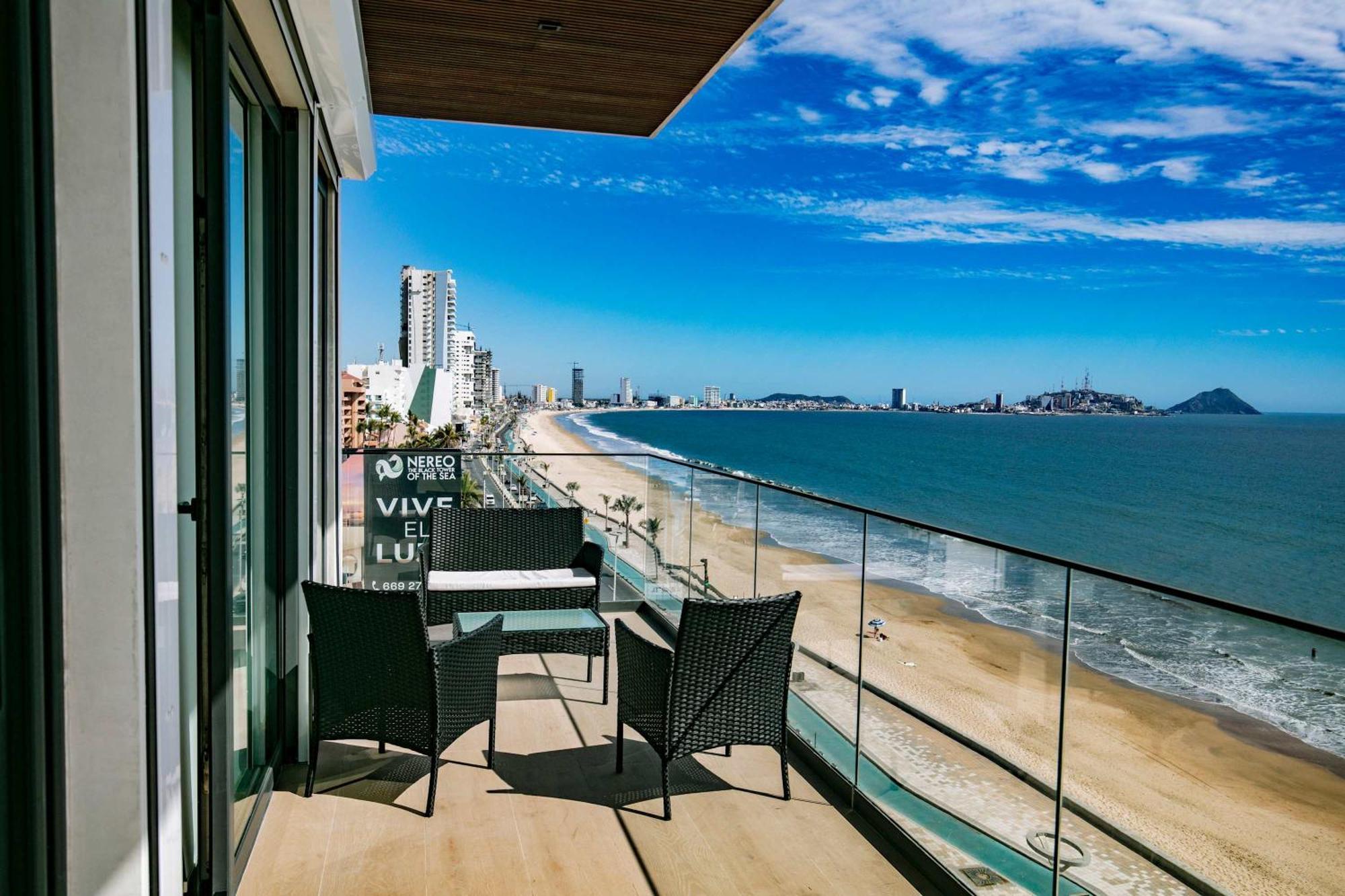On The Malecon 2 Bedroom Ocean View Apartment *