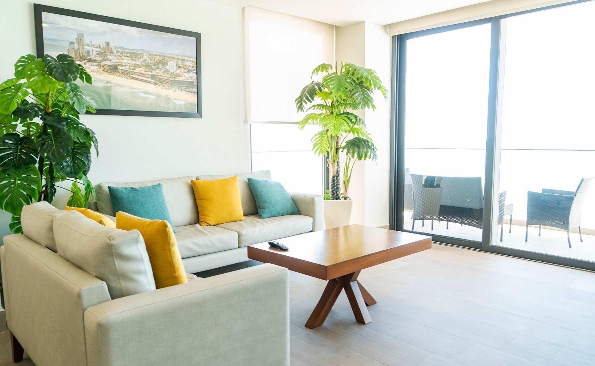 Apartment On The Malecon 2 Bedroom Ocean View