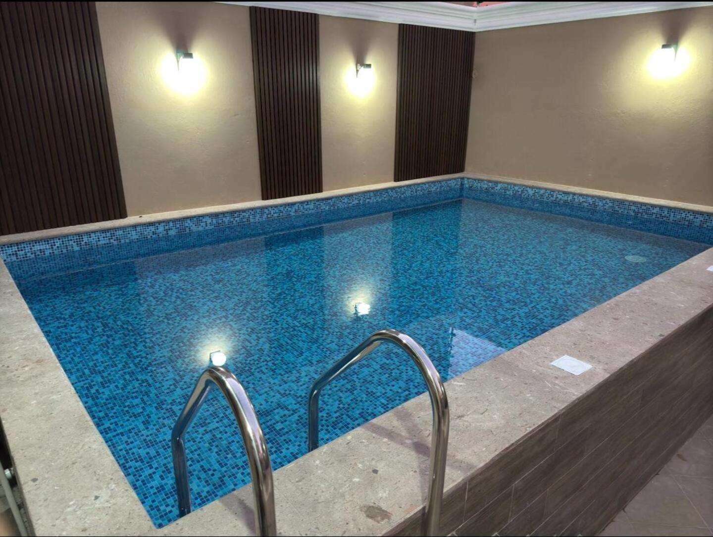 Pool & Jacuzzi 4 Br Mazatlán
