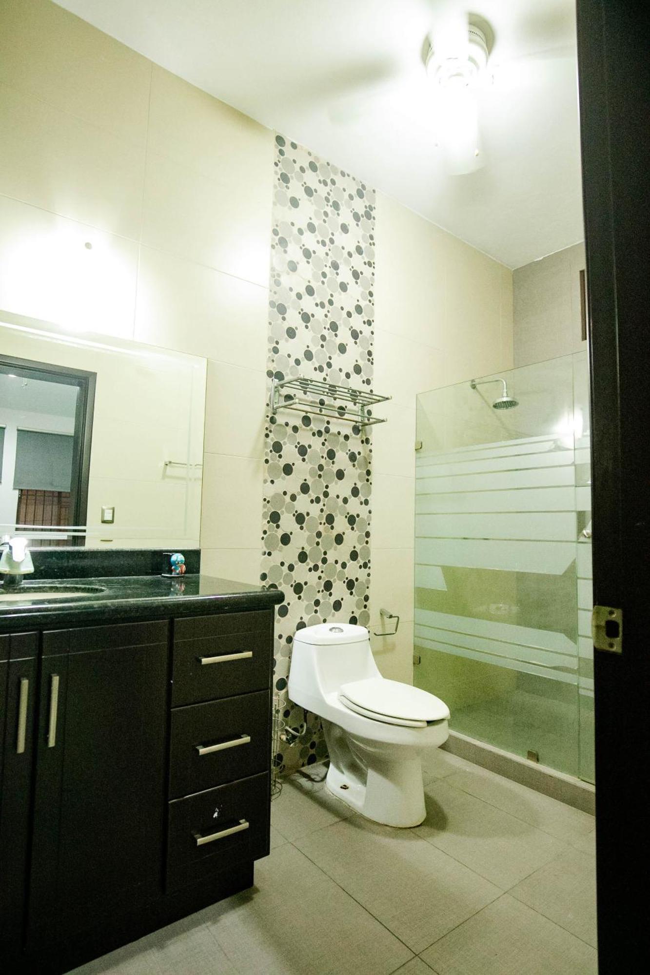 Сasa de vacaciones Pool & Jacuzzi 4 Br
