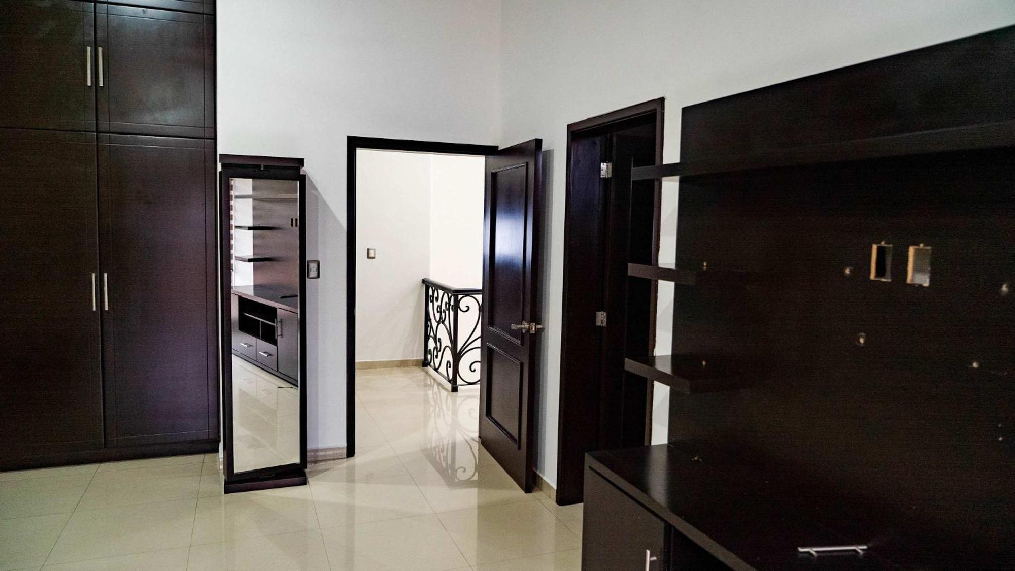 Pool & Jacuzzi 4 Br Сasa de vacaciones *