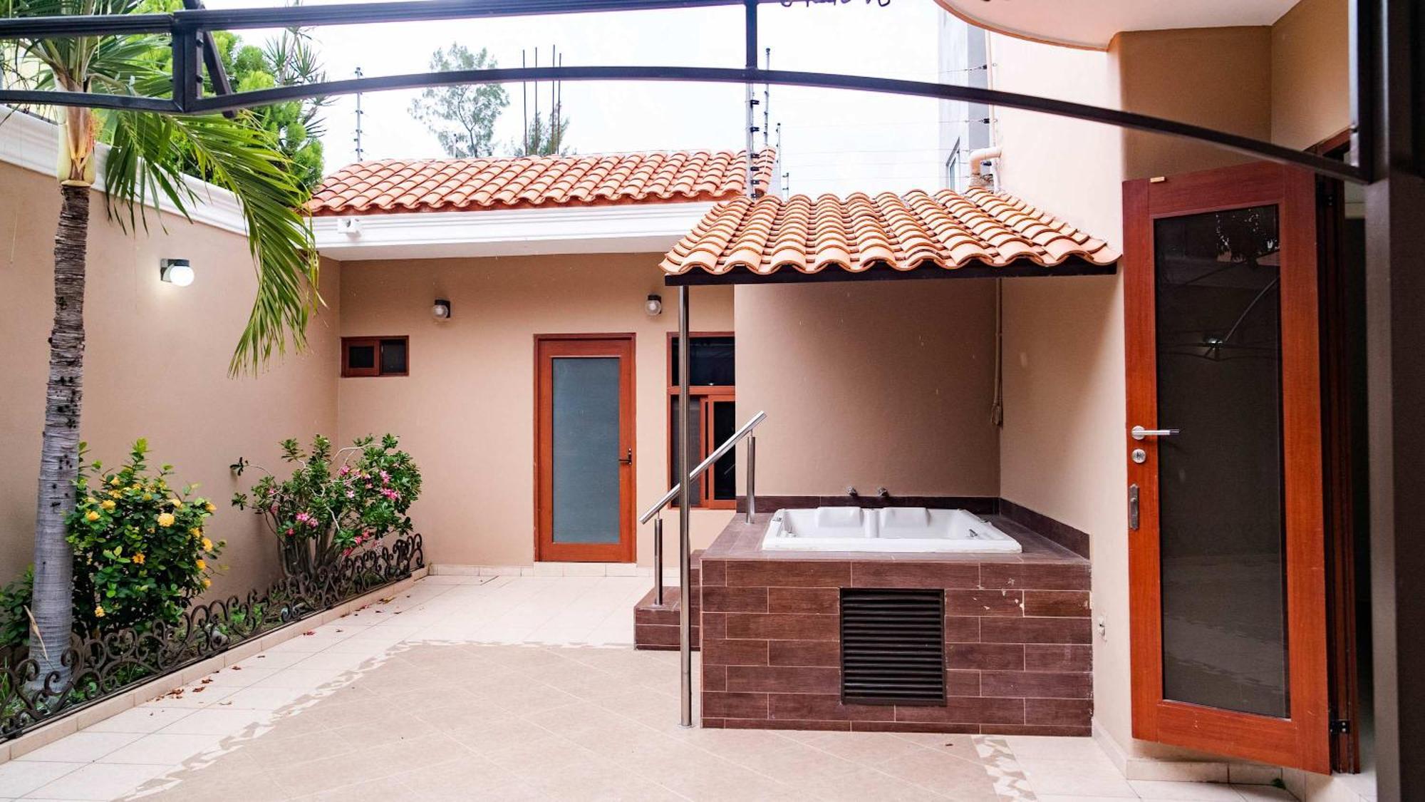 Сasa de vacaciones Pool & Jacuzzi 4 Br *