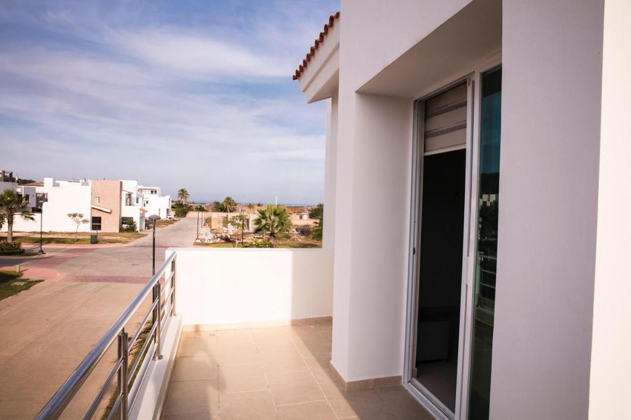 House In Punta Cerritos 3 Bedrooms And Rooftop