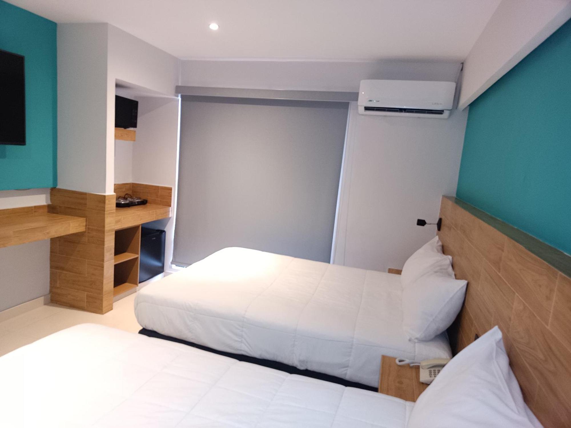 Kavia Hotel 2*