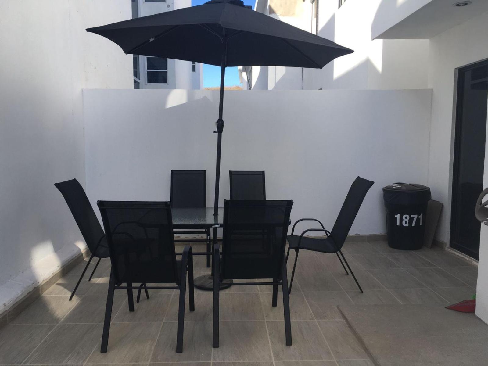 Casa En A 3 Mins De La Playa Goti 1871 Mazatlan