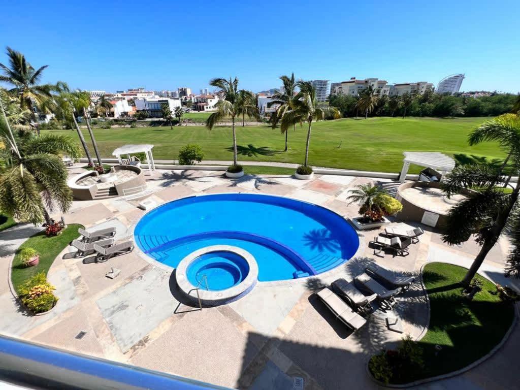 Departamento Con Vista Al Campo De Golf & Alberca - Santa Barbara Apartment Mazatlan