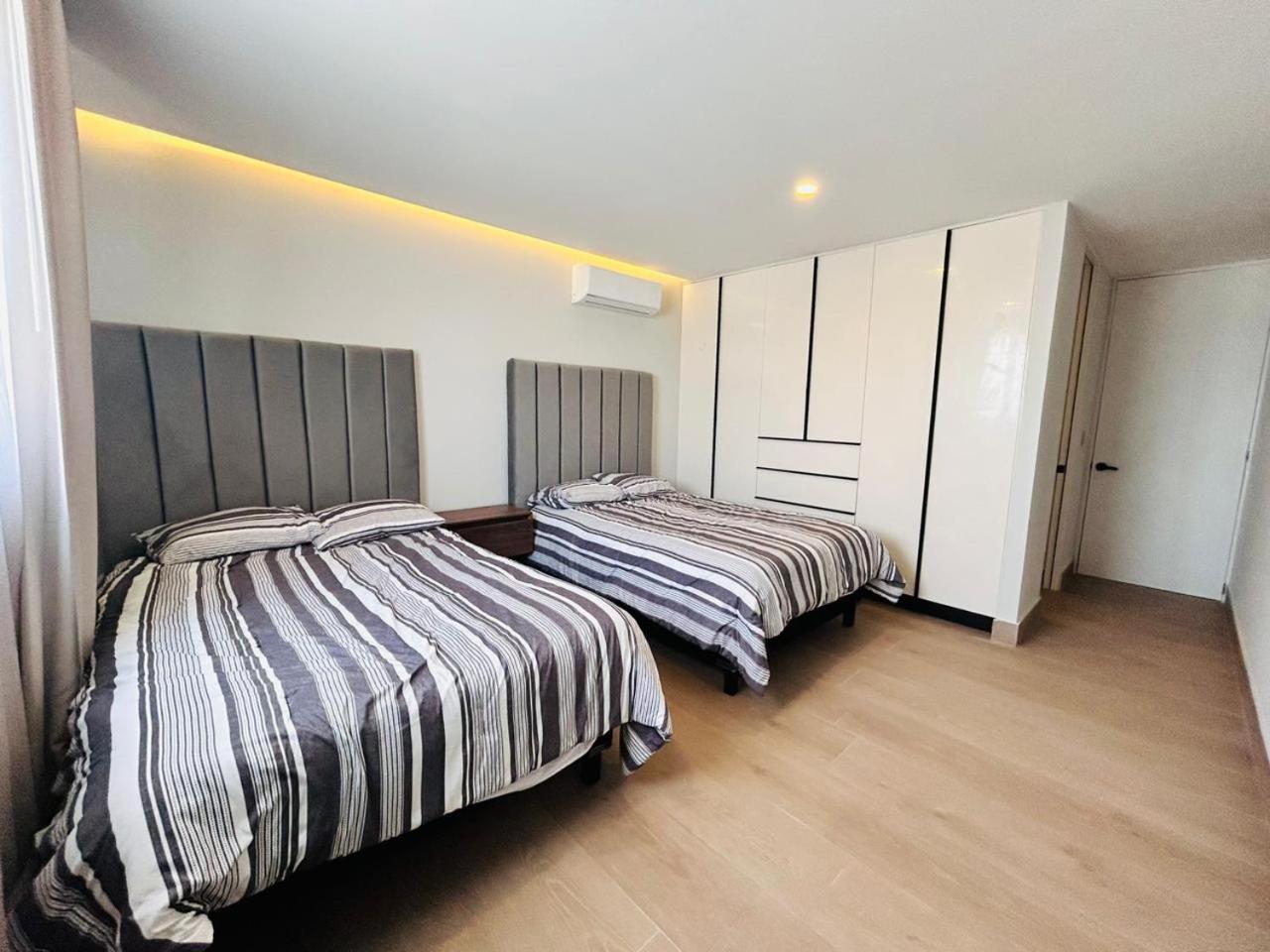 Apartment En El Malecon Con Vistas Al Y Mar By G P S Rentas Mazatlan