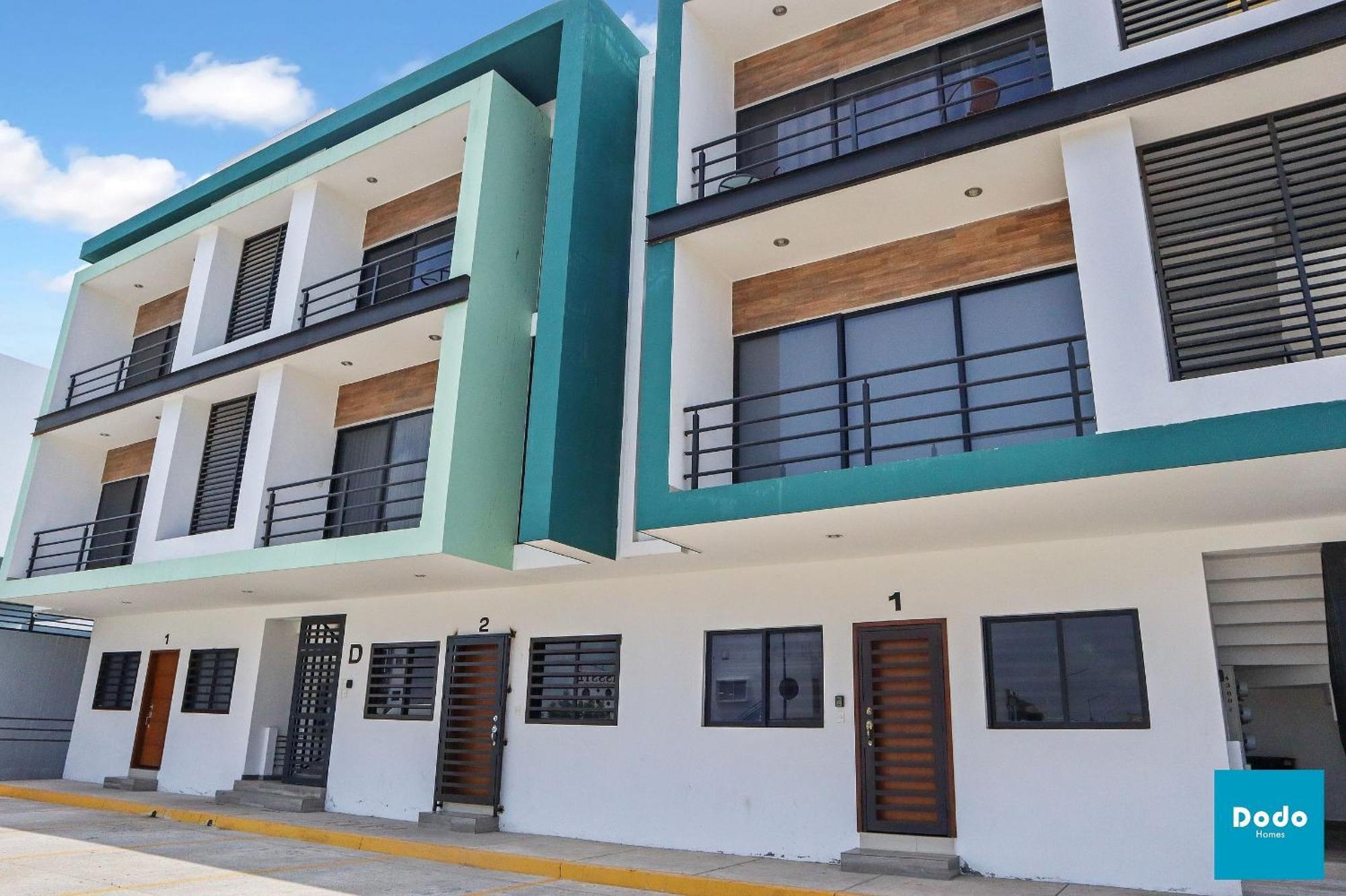 Residencial A 5 Min. De Plaza Comercial Apartment