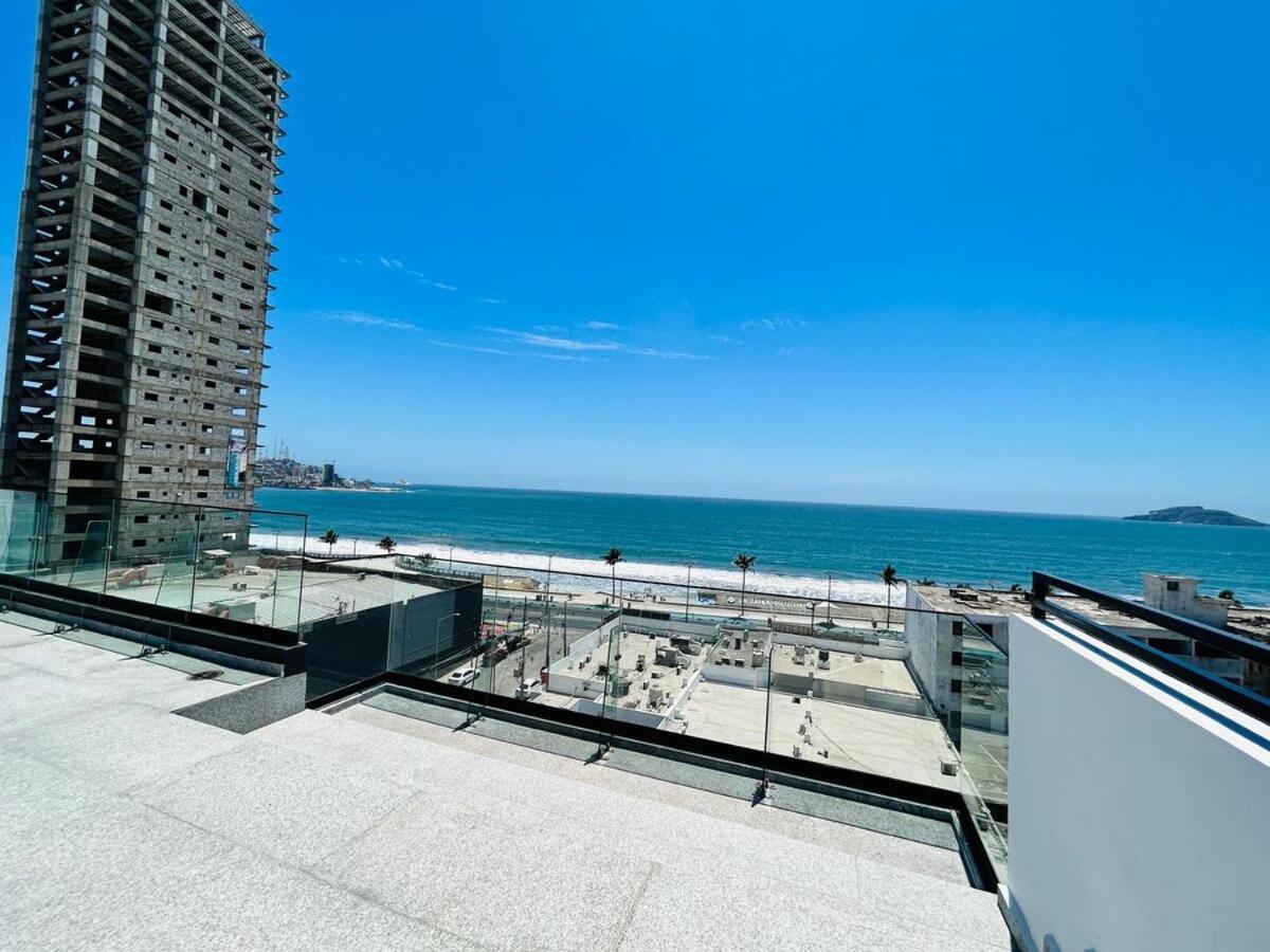 Beautiful 50 Steps From The Torre Q Apartment Mazatlan